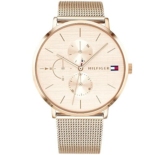 Reloj dorado con correa de malla metálica