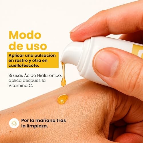 Instrucciones de uso de sérum en mano.