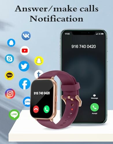 Smartwatch y teléfono con notificación de llamada.