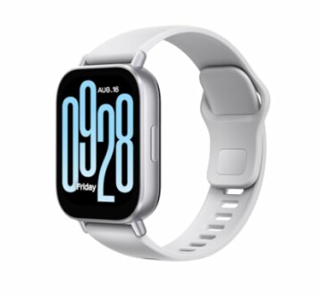 Reloj inteligente con correa blanca y pantalla digital.