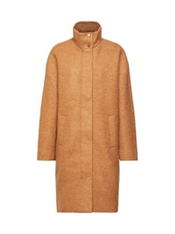 Abrigo de lana color marrón claro con cuello alto