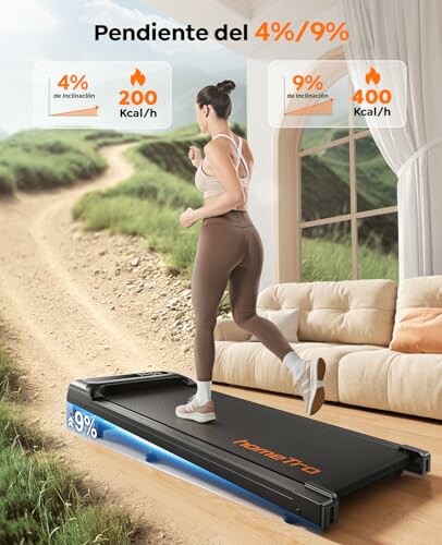 Mujer corriendo en una caminadora en casa.